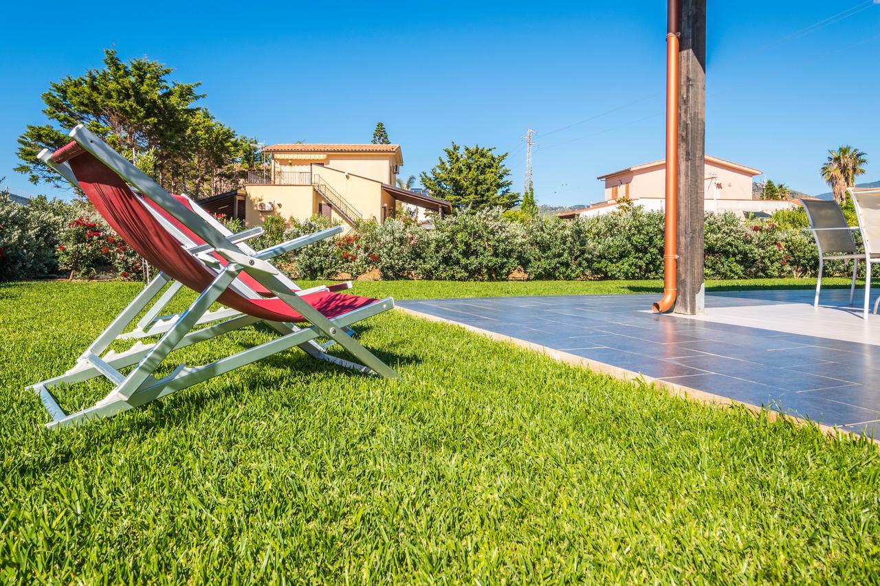 Villa Pasquale...Immersa Nella Tranquillita' Lascari Eksteriør billede